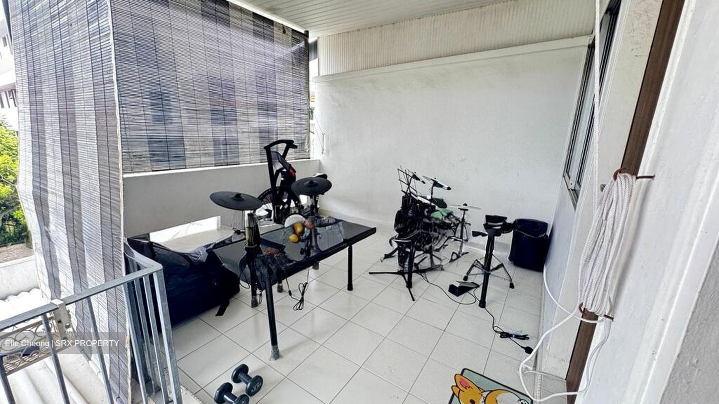 Compassvale Crescent (D19), Terrace #503854951